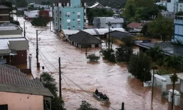 Familia ovetense vivió una travesía para volver a Paraguay tras semanas varada en Río Grande - OviedoPress