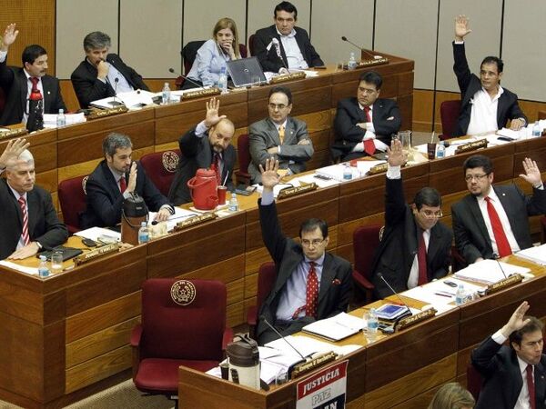 Si no fuera por “individualidades”, seríamos un “Estado fallido”, dice analista - Portal Digital Cáritas Universidad Católica