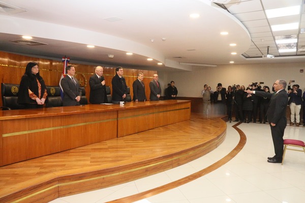 Esquivel promete presencia en juicios y cárceles para verificar gestión de defensores públicos