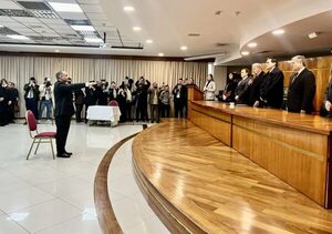 Asumió nuevo defensor general de la República - ADN Digital