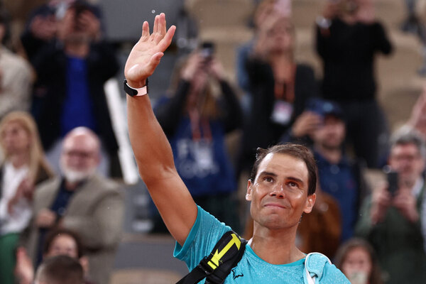 Versus / Nadal pierde ante Zverev en la primera ronda de su posible último Roland Garros