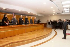 Autoridades de la CSJ tomaron juramento al nuevo Defensor General