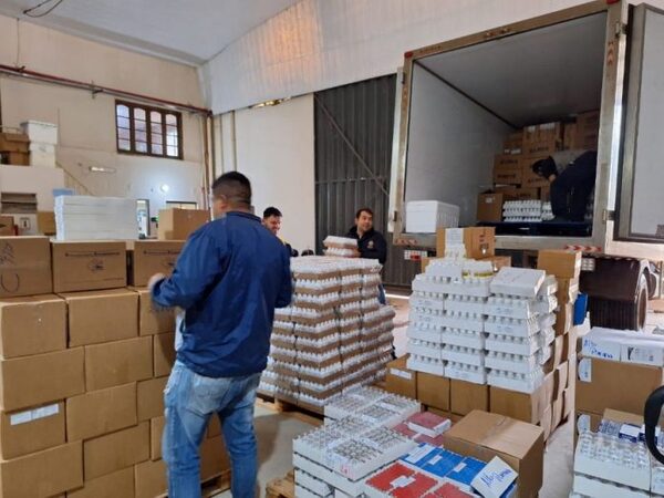 Salud Pública abastece de medicamentos e insumos a hospitales de Central y Alto Paraná