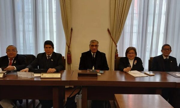 UNE participa del Consejo de Rectores de AUGM