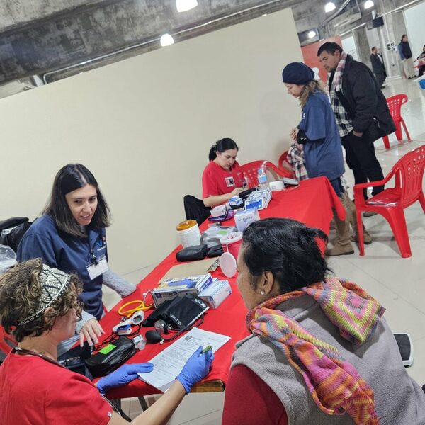 ANR realiza jornada de atención médica y entrega de medicamentos - ADN Digital
