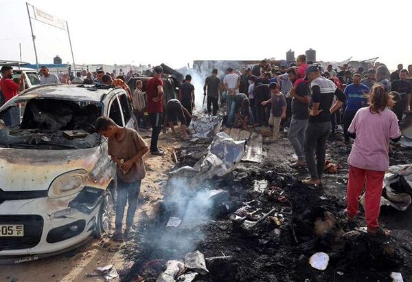 Indignación mundial por bombardeo israelí en un campo de desplazados de Rafah