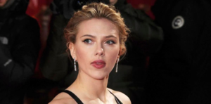 Scarlett Johansson dice que voz de ChatGPT es muy parecida a la suya; OpenAI suspende su uso - Revista PLUS