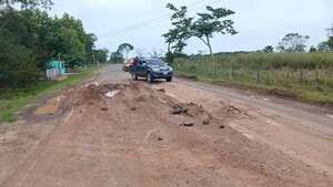 San Pedro: rutas asfaltadas están “cada vez peor” y pobladores reiteran pedidos de reparación - Nacionales - ABC Color