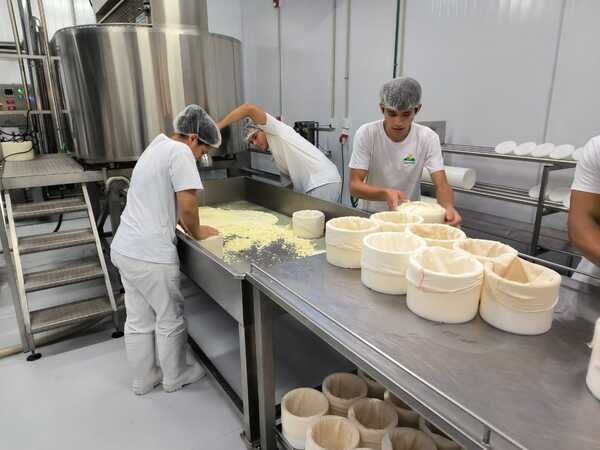 Más de 78.000 puestos de trabajo nuevos en nueve meses de Gobierno, destacó Peña - .::Agencia IP::.