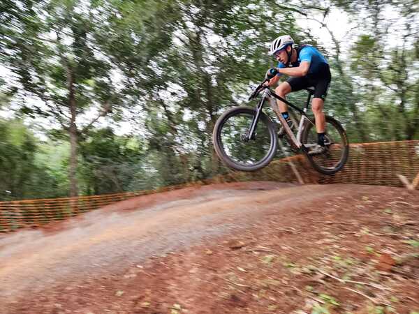 EXITOSA "COPA AGUAVISTA UCI MOUNTAIN BIKE XCO UCI CLASE 1" EN SAN JUAN DEL PARANÁ - Itapúa Noticias