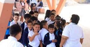 La Nación / Recibirán hasta 31 de mayo postulaciones a 994 becas