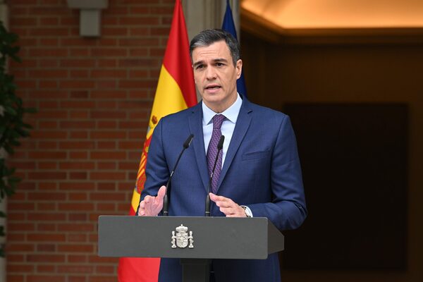 Pedro Sánchez hace oficial el reconocimiento de Palestina “por la paz”, con “rechazo frontal a Hamás” y “aprecio al pueblo amigo de Israel” - .::Agencia IP::.