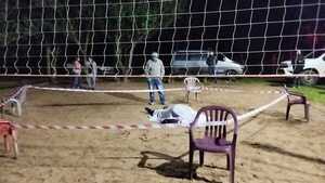 LO MATARON DE TRES BALAZOS MIENTRAS JUGABA PIKIVOLEY