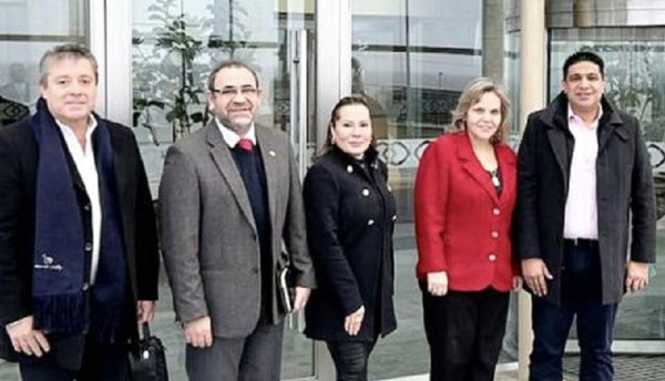 Diputado reclama a Melei pago de la deuda al Paraguay por energía de Yacyretá