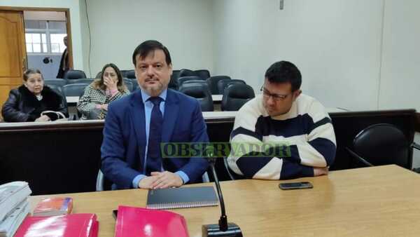 Hijo de Oscar González Daher ocultó bancarias con millonarios fondos y se valió de una empresa para lavar dinero, según acusación
