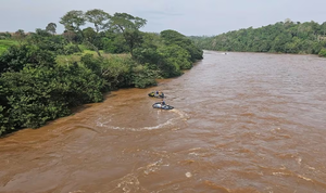 Prosigue búsqueda de hija de la escribana fallecida en aguas del Monday - Noticiero Paraguay