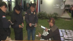 Presunta coima: Escándalo policial por carga de cocaína - Noticias Paraguay