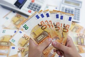 El euro sube hasta los 1,0874 d贸lares a la espera de los datos de inflaci贸n - Revista PLUS