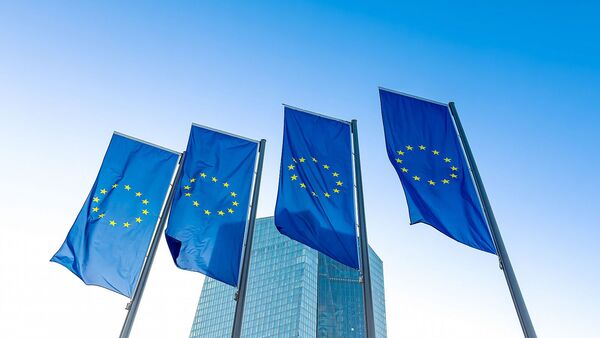 Los consumidores rebajan su previsi贸n de inflaci贸n en la eurozona a niveles de 2021 - Revista PLUS