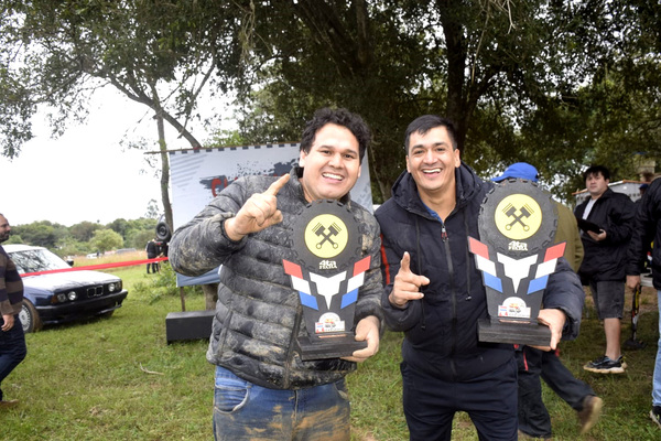 Dupla esteña gana TT3 en prueba 4 del campeonato nacional de 4x4 - La Clave