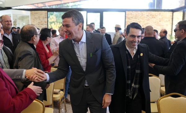 Líderes del Departamento de Caaguazú se reunieron con el Presidente, Santiago Peña - Noticiero Paraguay