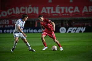 Versus / Nacional cierra una paupérrima Sudamericana perdiendo con dos insólitos errores