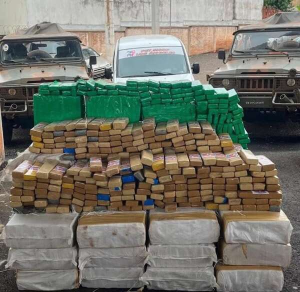 Ejército brasileño incauta más de 1,7 toneladas de marihuana en la frontera - Policiales - ABC Color
