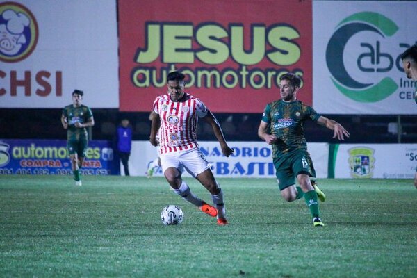 Con gol agónico el Rayadito vuelve a arrimarse arriba en la Intermedia