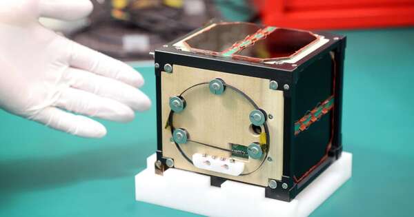 Diario HOY | Científicos japoneses construyen el primer satélite de madera del mundo
