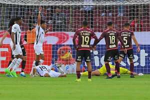 Vídeo: El gol de Alex Arce en la victoria por 2-0 de Liga de Quito - Fútbol Internacional - ABC Color