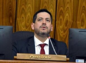 “No tuvimos ningún aviso de si existía una situación irregular”, dice Latorre sobre comisionamiento de agente de Senad · Radio Monumental 1080 AM