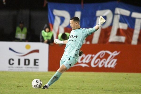Arquero de Tacuary fue rajado por “error” ante Cerro: “No estaban contentos con mi rendimiento”