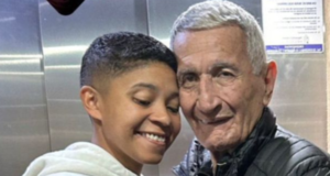 ABUELO SE ENAMORÓ DE UNA FUTBOLISTA DE 30 AÑOS