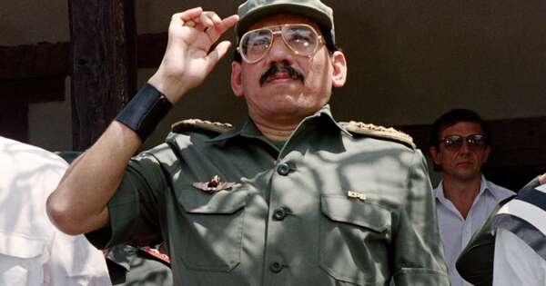 La Nación / Presidente de Nicaragua arrestó a su hermano militar por “traición a la patria”