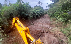 Pobladores de R.I. 3 Corrales hacen "vaquita" para poder reparar caminos destruidos - Noticiero Paraguay