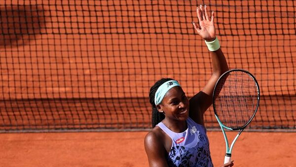Gauff avanza firme a la tercera ronda de París