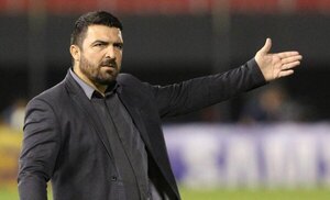 Versus / El nuevo desafío de Héctor Marecos en el fútbol paraguayo