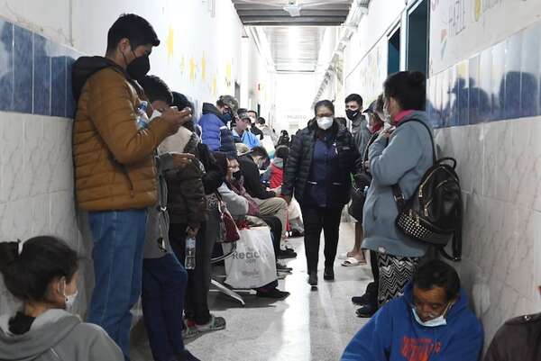 Covid-19: casos aumentaron 54% en una semana, alerta Salud Pública - Nacionales - ABC Color