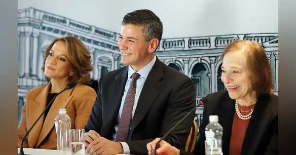 Presidente Peña se reunió con líderes empresariales para discutir oportunidades de inversión en Paraguay
