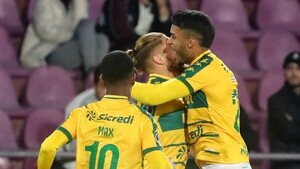 Cuiabá gana con un gol de Pitta
