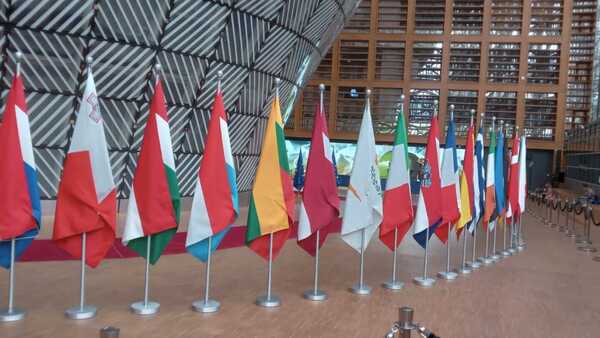UE redobla oferta y triplicará cooperación si cierra acuerdo con Mercosur