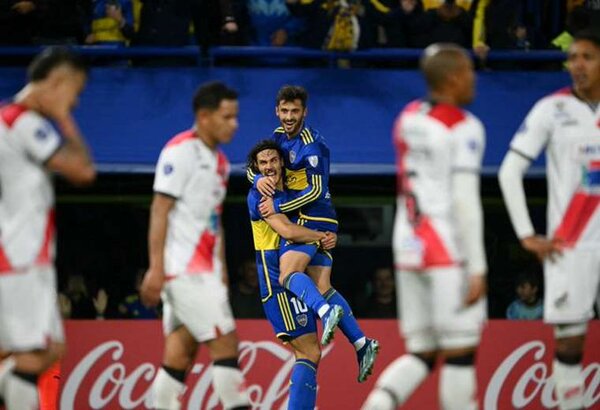 Boca Juniors aplastó a Nacional Potosí por 4-0, y se quedó con el repechaje en Sudamericana