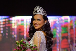 Paraguay tiene a su nueva Miss Universo: Naomi Méndez - trece
