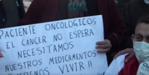 Pacientes oncológicos protestan por falta de insumos en IPS