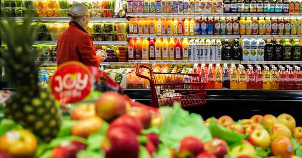La Nación / Oligopolio afecta a la libre competencia y retrasa progreso de un país, explica economista