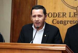 Repudian expresiones de Chaqueñito y este renuncia a comisión indígena - Nacionales - ABC Color