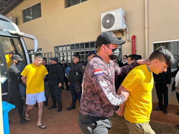 Se concretó traslado de primeras 40 personas privadas de libertad a nuevo centro de reinserción de Minga Guazú