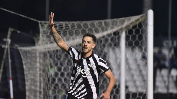 Libertad triunfa ante Nacional y va a la Sudamericana