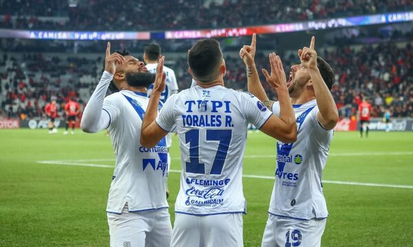 Hazaña de Ameliano en Brasil para anotarse en octavos de la Sudamericana