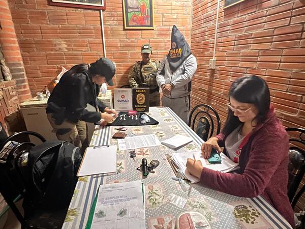 Desactivan focos de venta de presunta cocaína en el Chaco - Megacadena - Diario Digital